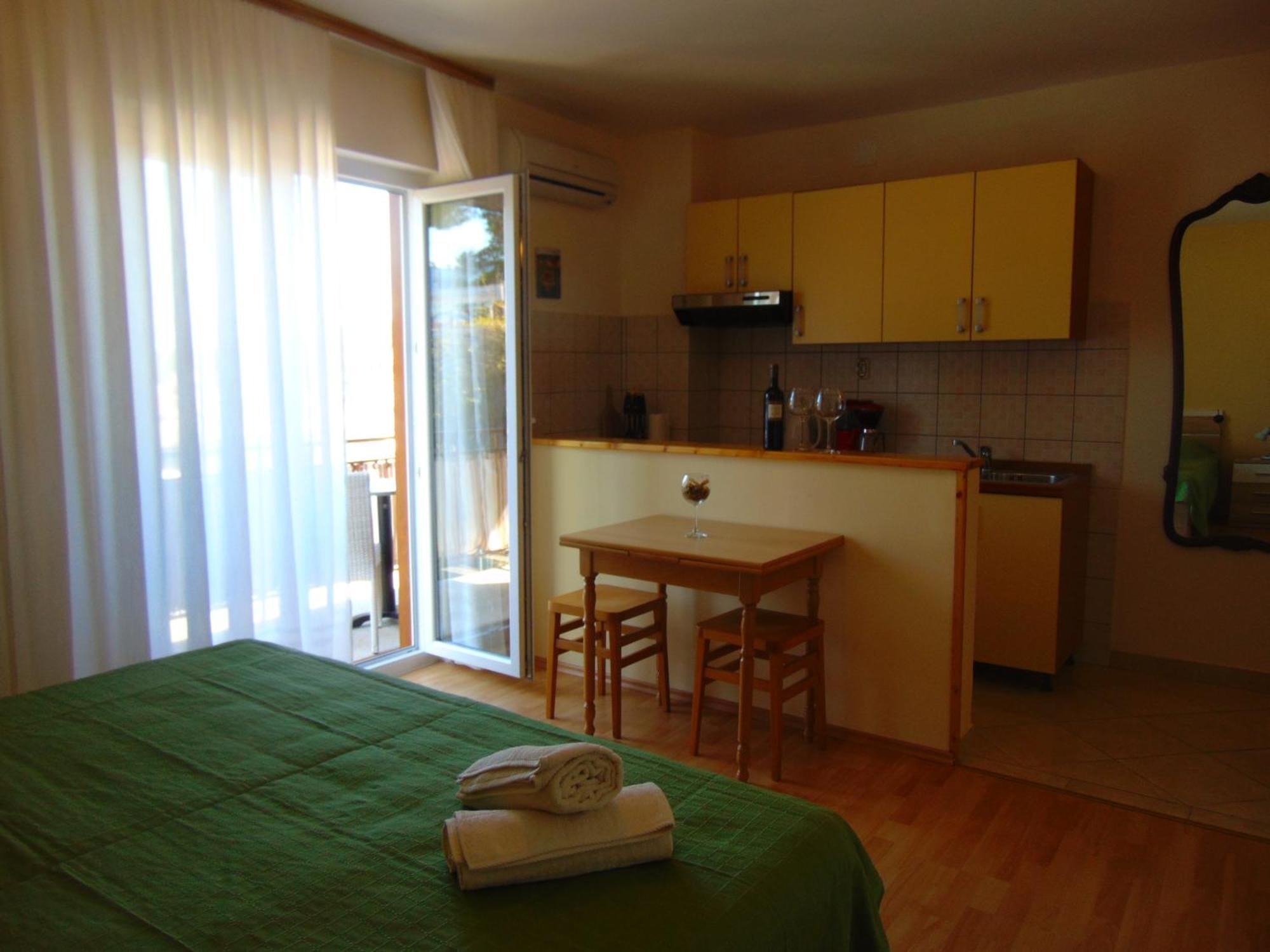 Guest House Jelsa Єлса Номер фото