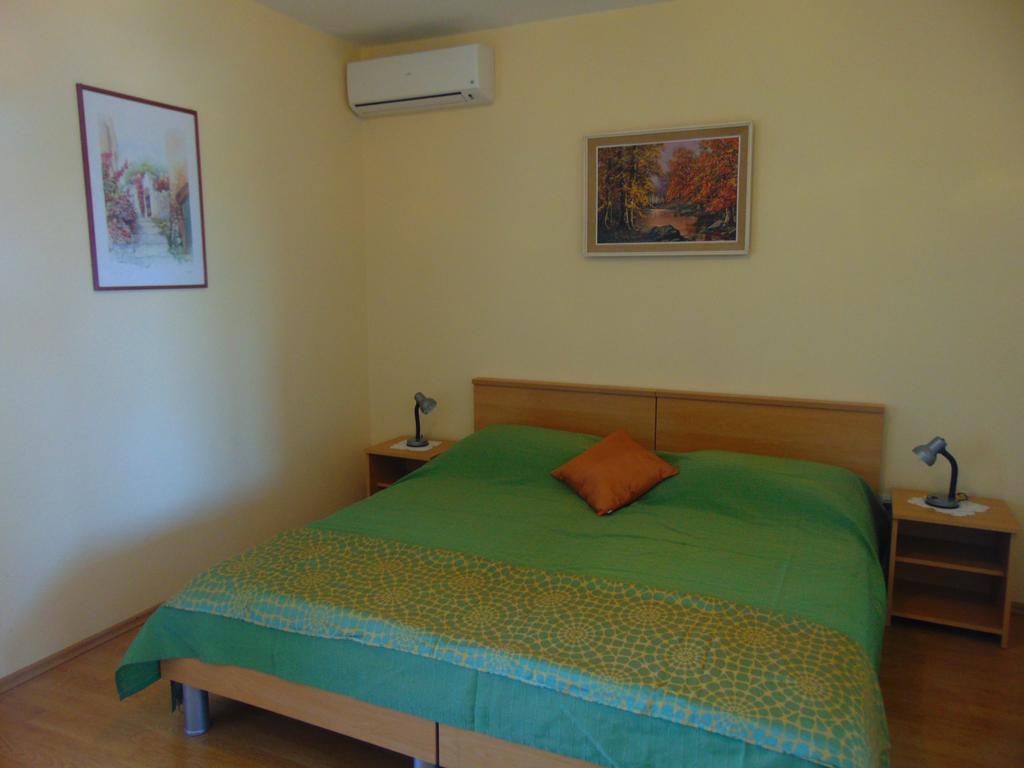 Guest House Jelsa Єлса Номер фото